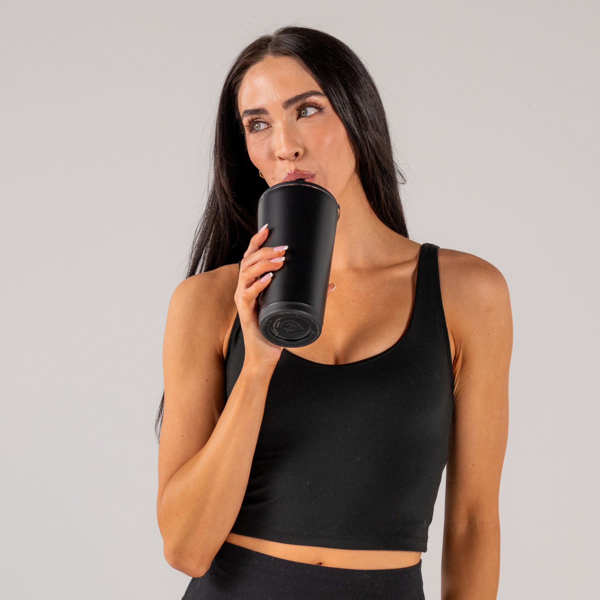 black-m6 EverydayTumbler20oz.-Black-WPI-5.png