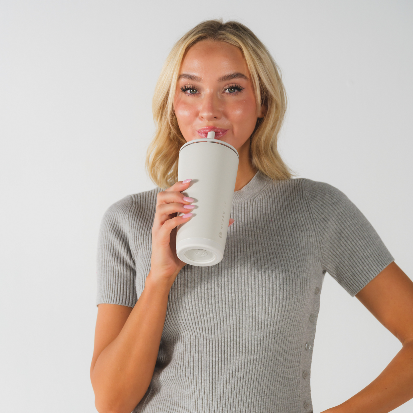 linen-m7 EverydayTumbler20oz.-Linen-WPI-1_1.png